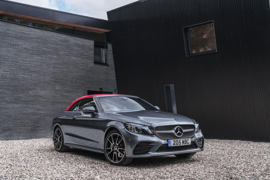  Mercedes-Benz C220 d AMG Line Cabriolet (A205) 2018 года  (UK) (фото 1 из 40)